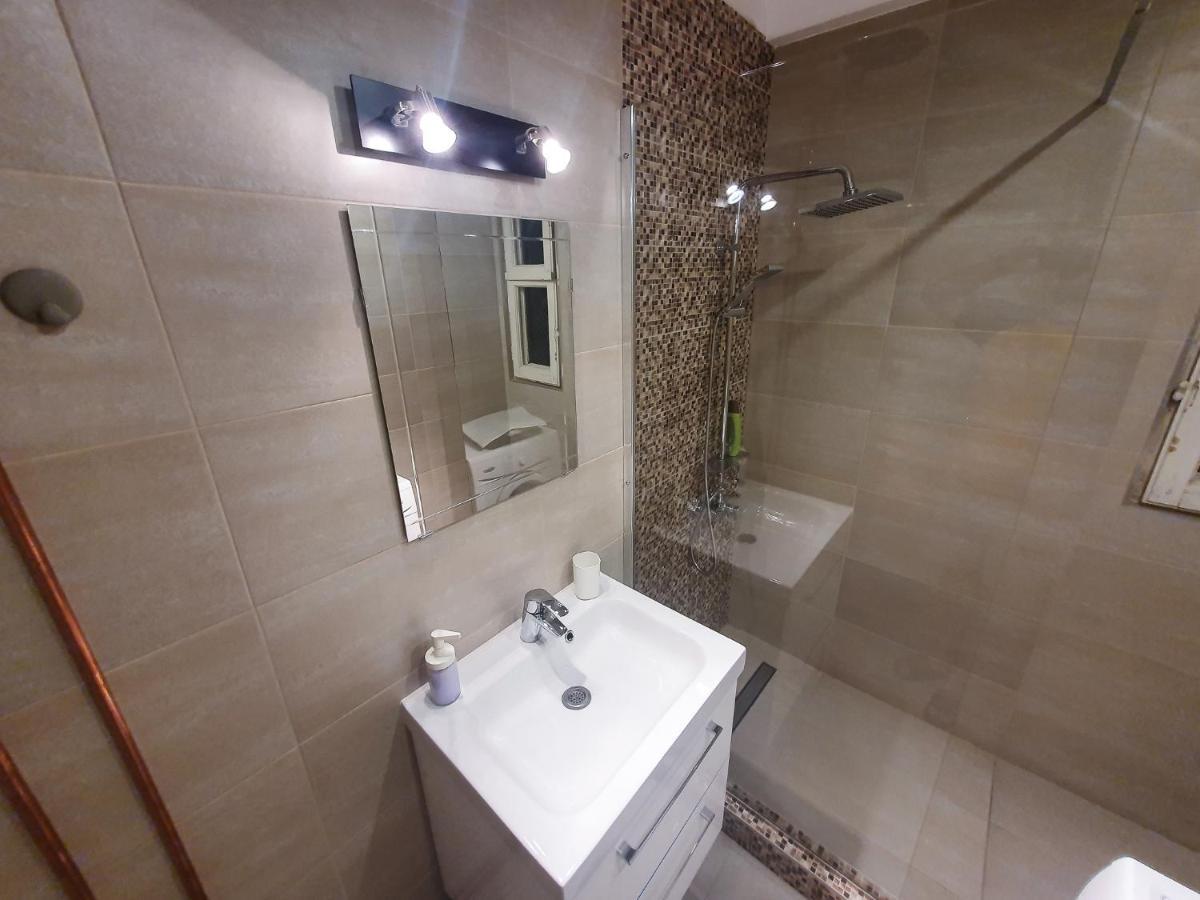 Charming Studio With City View Bucareste Exterior foto